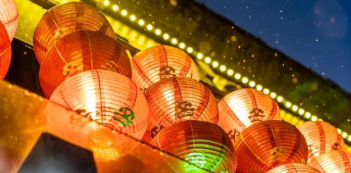 做灯笼、写对联、涂鸦...安仁老公馆年味浓，邀您团圆在此