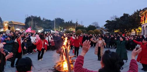 人气排名全市第二、全省前五！这个春节，安仁古镇太热闹了